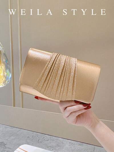 Bolso dorado tipo sobre