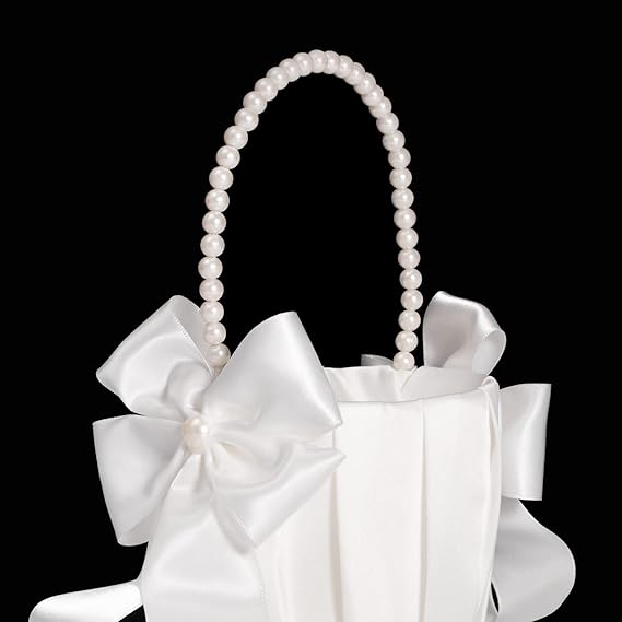 Cesta de flores marfil con mango de perlas