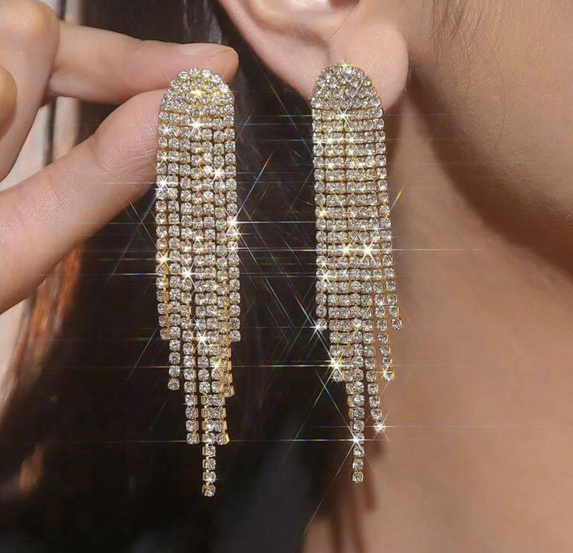 Aretes cascada largos dorados