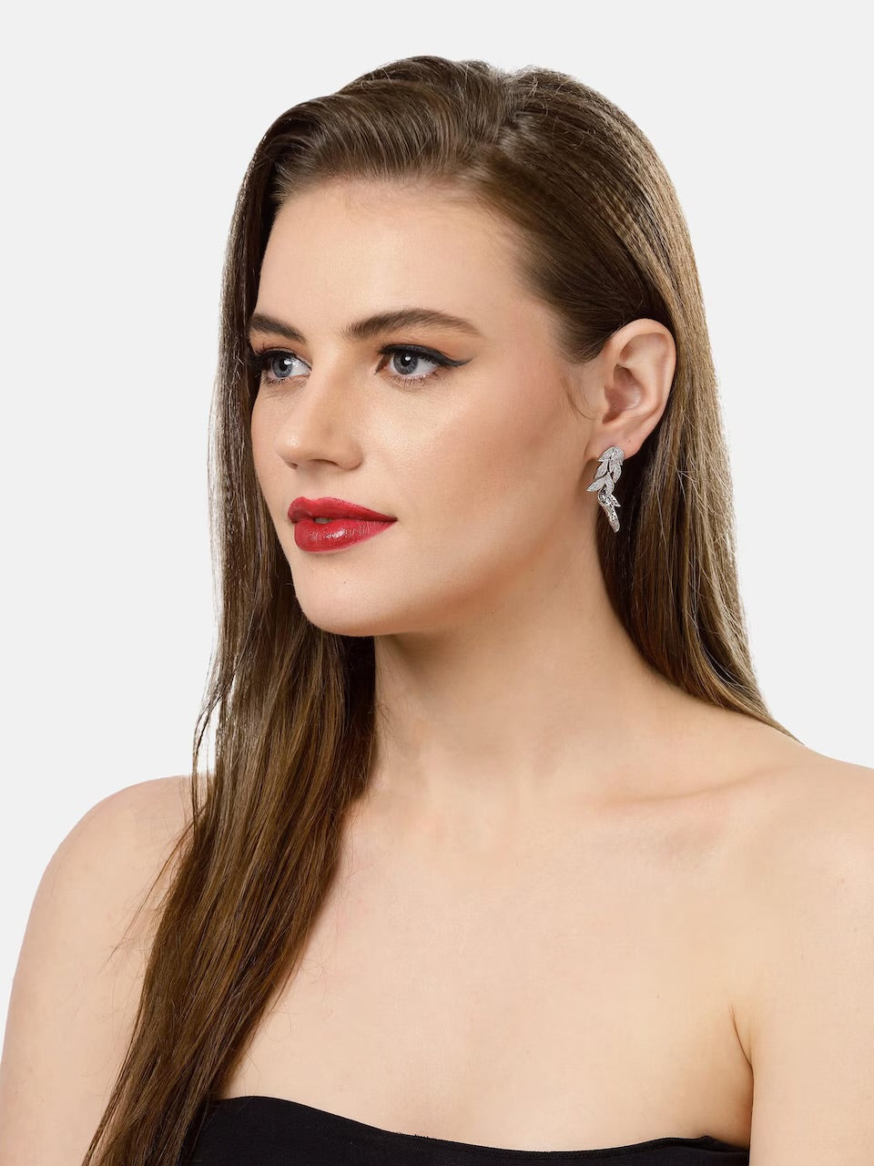 Aretes dorados hojas