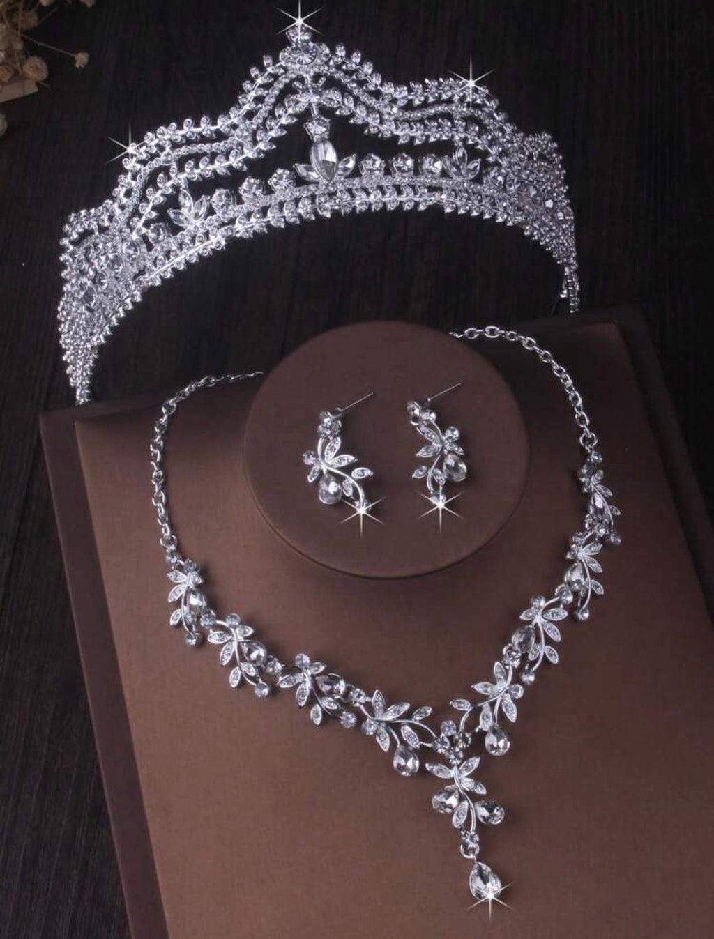 Set corona plateada Diana