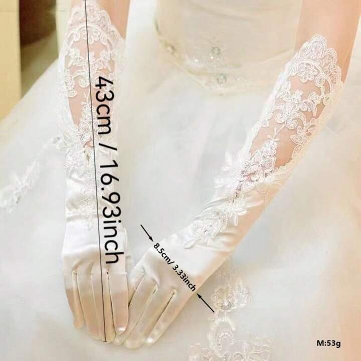 Guantes blancos con encaje y satin