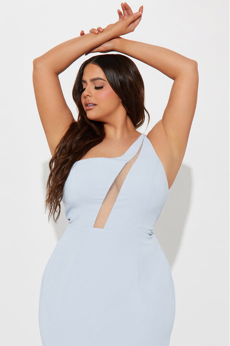 Vestido de gala "Brisa de Invierno"