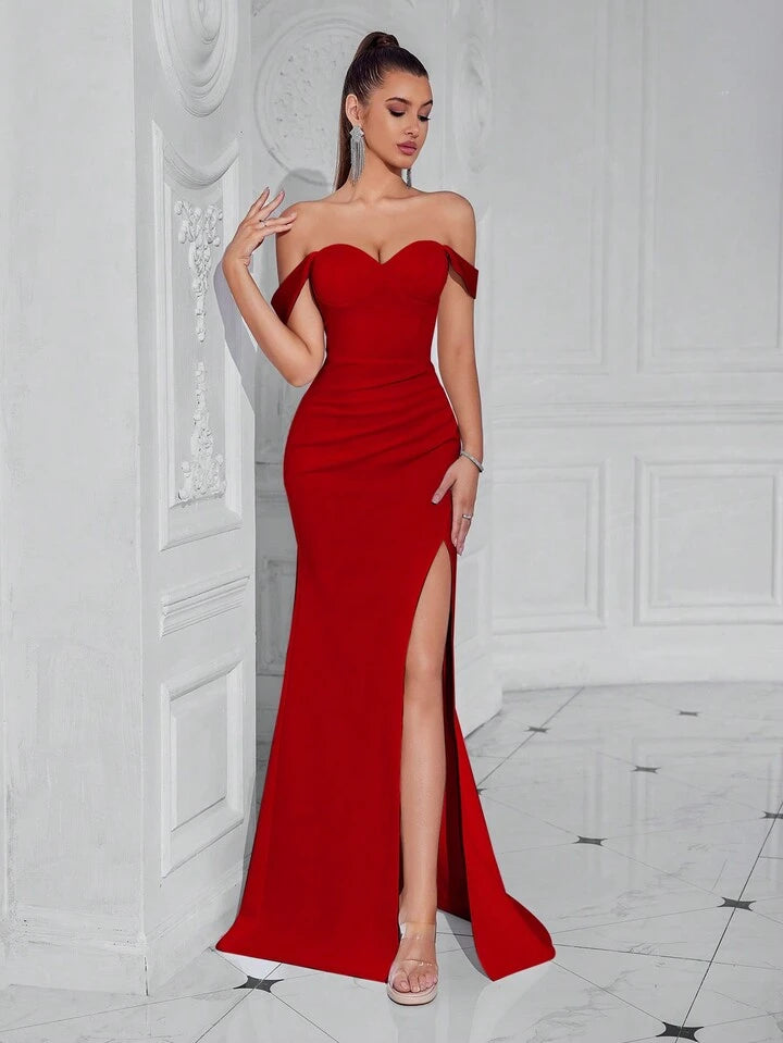 Vestido de Gala "Pasión Carmesí"