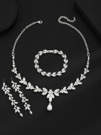 Set de Joyeria aleación: Collar, aretes, brazalete