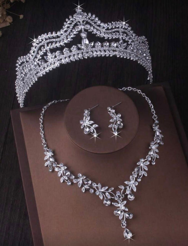 Set corona plateada Diana