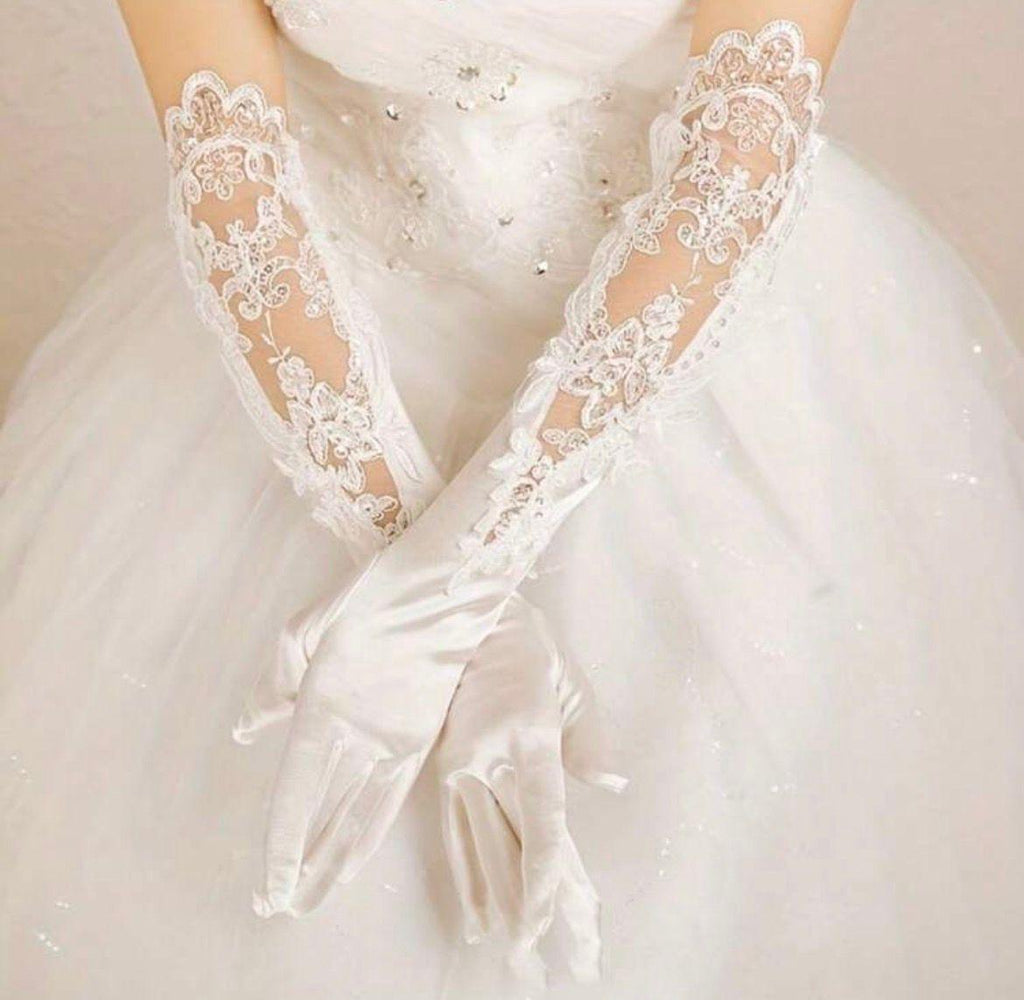 Guantes blancos con encaje y satin