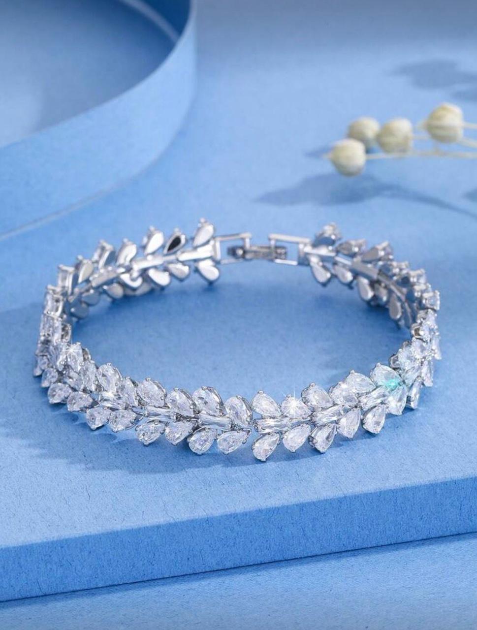 Pulsera plateada hojas
