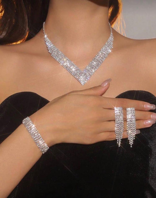 Set 3pz collar en V